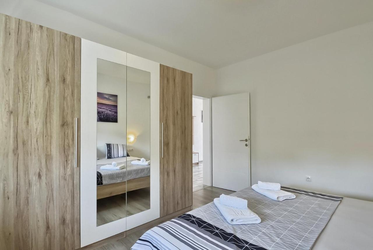 Villa Alexandria Ližnjan Zewnętrze zdjęcie